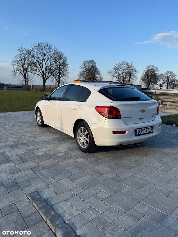 Chevrolet Cruze 1.7TD LT+ - 8