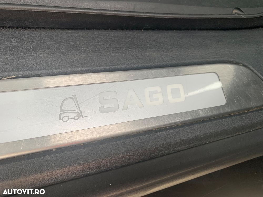 Porsche Cayenne - 17