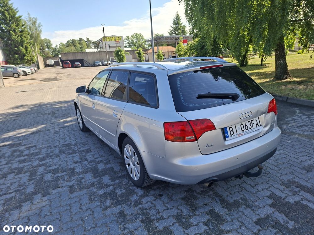 Audi A4 Avant - 4