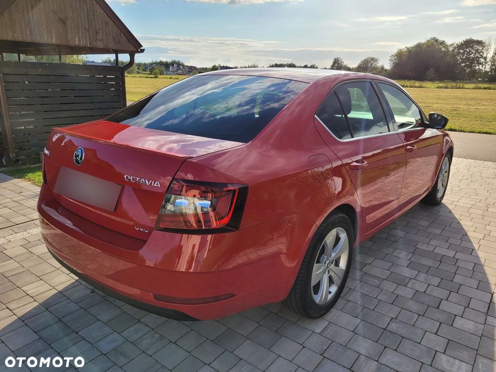 Skoda Octavia 2.0 TDI SCR 4x4 Style DSG - 10