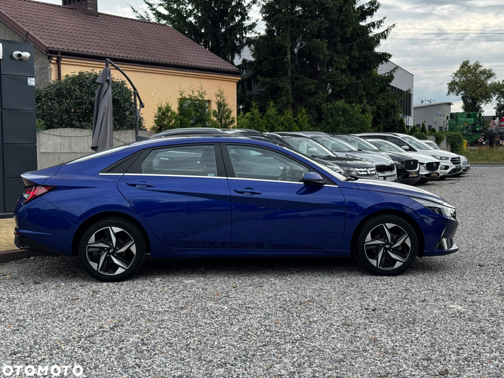 Hyundai Elantra 1.6 Executive - 8