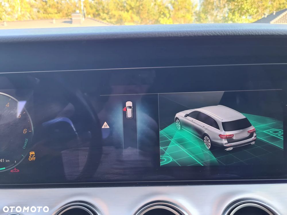 Mercedes-Benz Klasa E - 9