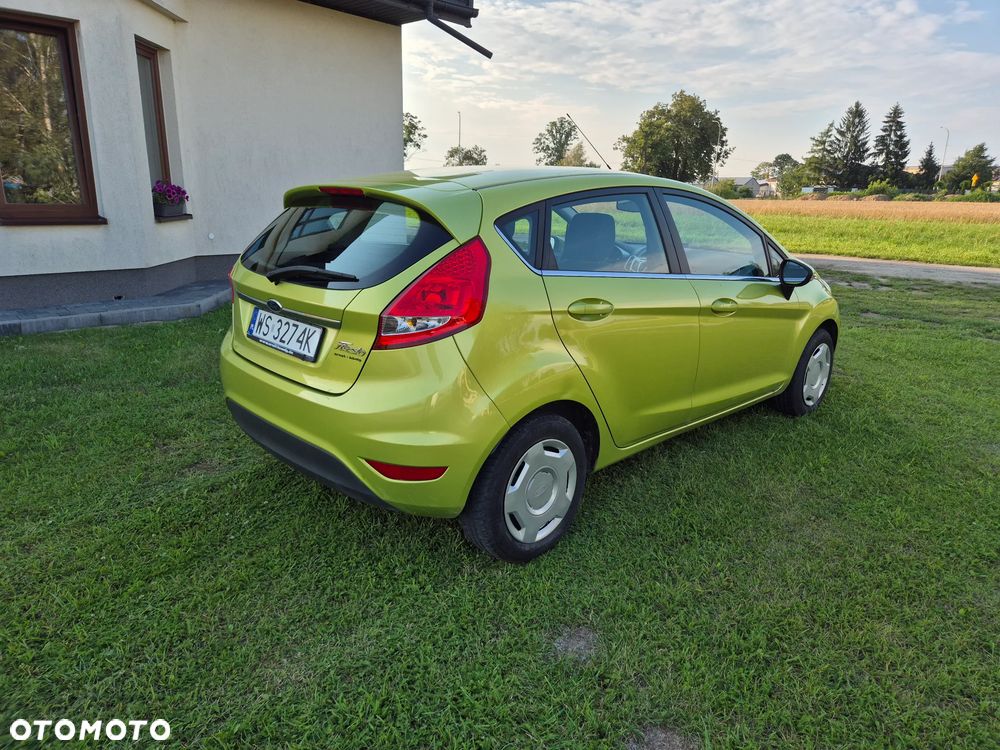 Ford Fiesta 1.4 Titanium EU5 - 4