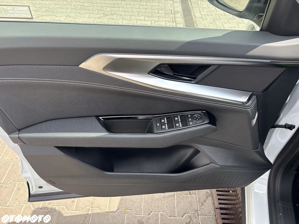 Renault Austral 1.2 E-Tech Full Hybrid 200 Techno MMT - 17