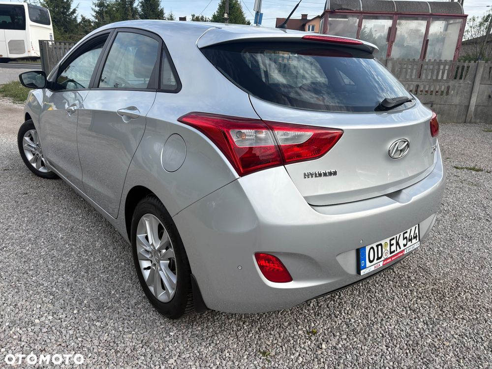 Hyundai i30 1.4 CRDi Intro Edition - 15