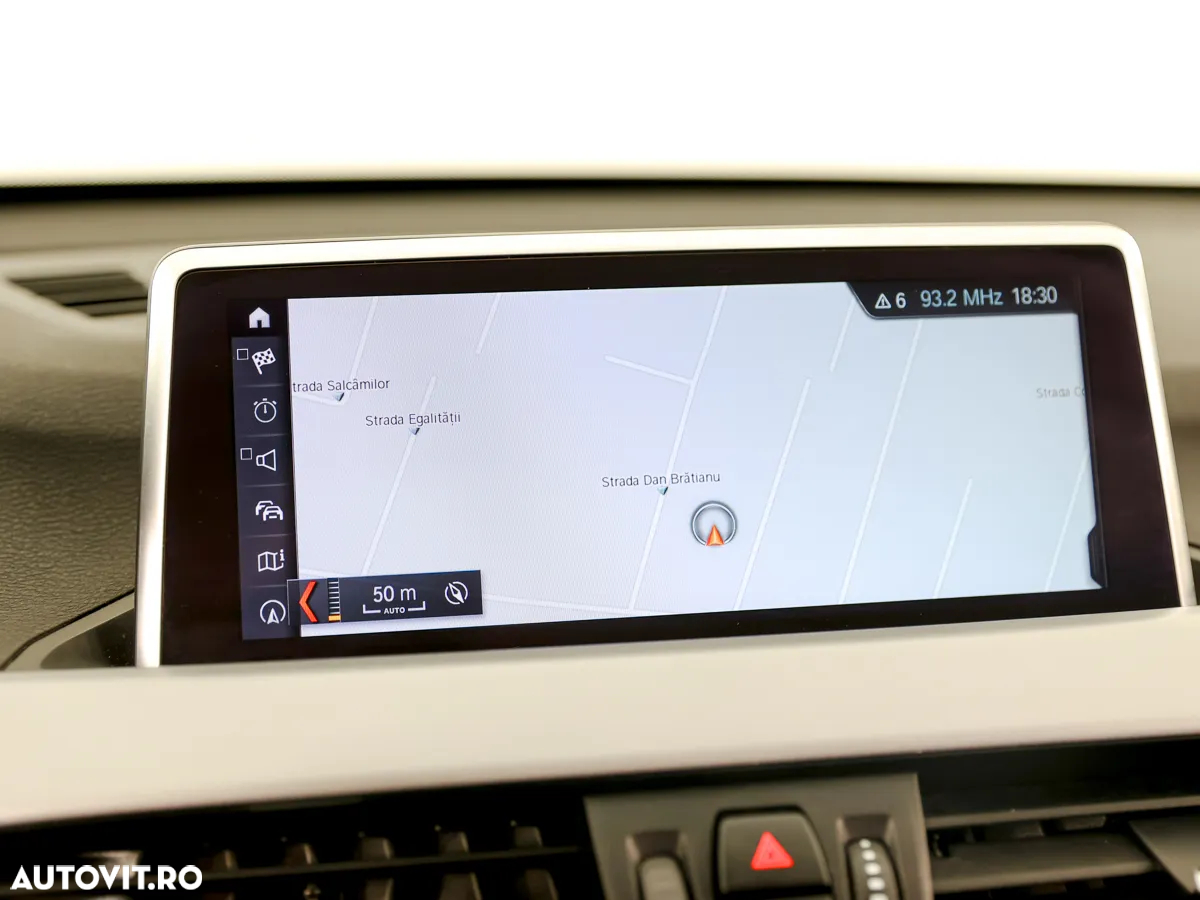 BMW X1 sDrive18d Sport Line - 19