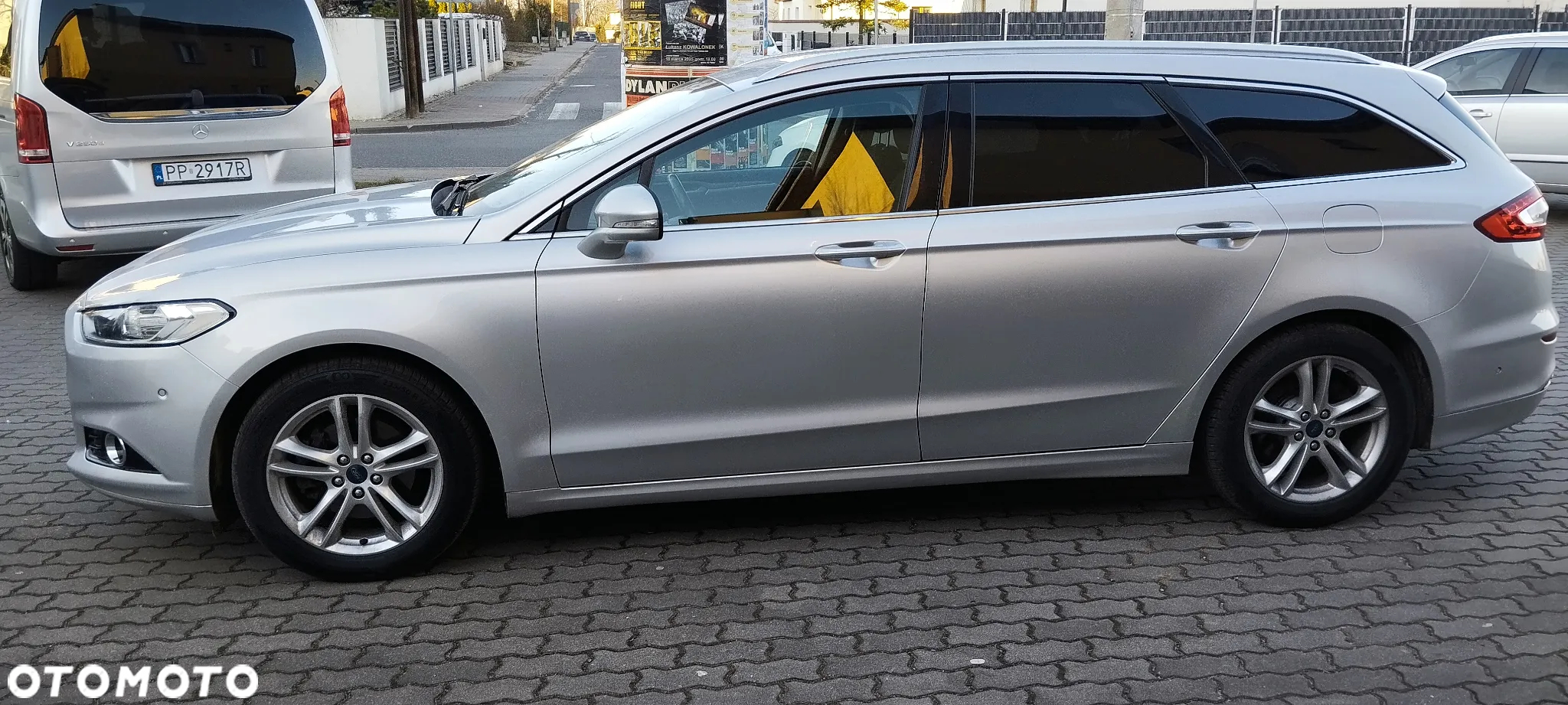 Ford Mondeo 1.5 TDCi ECOnetic Start-Stopp Titanium - 19