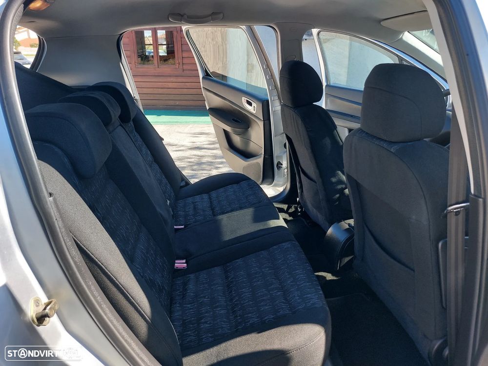 Peugeot 307 1.6 HDi XT Premium - 12