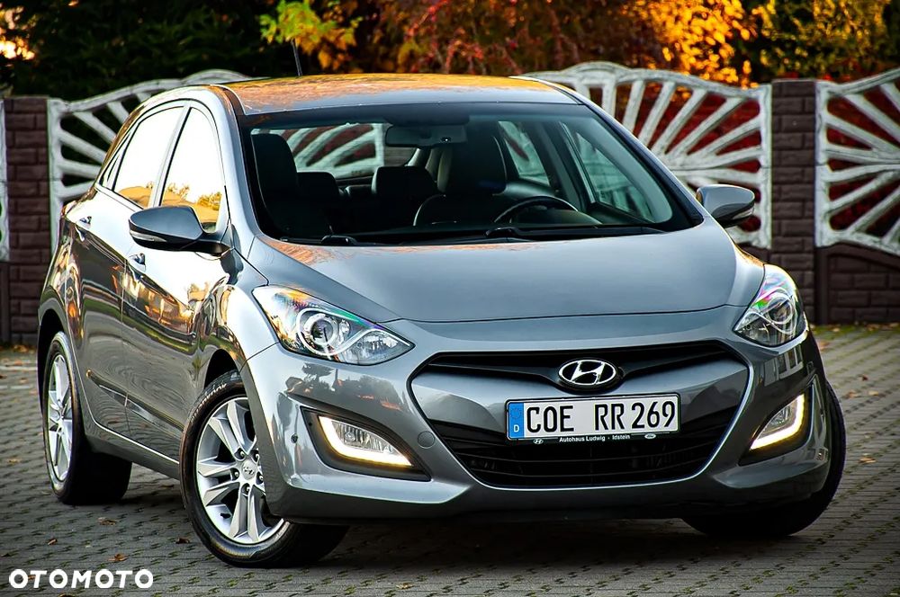 Hyundai i30 1.6 CRDi Premium - 1