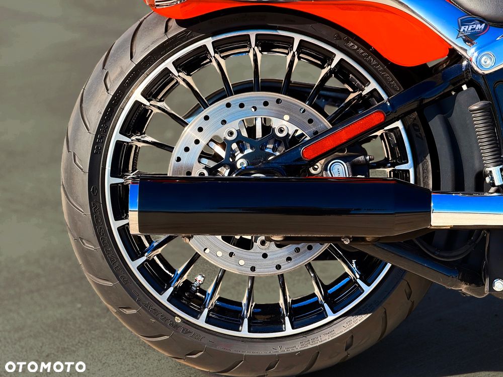 Harley-Davidson FXSB Breakout - 38