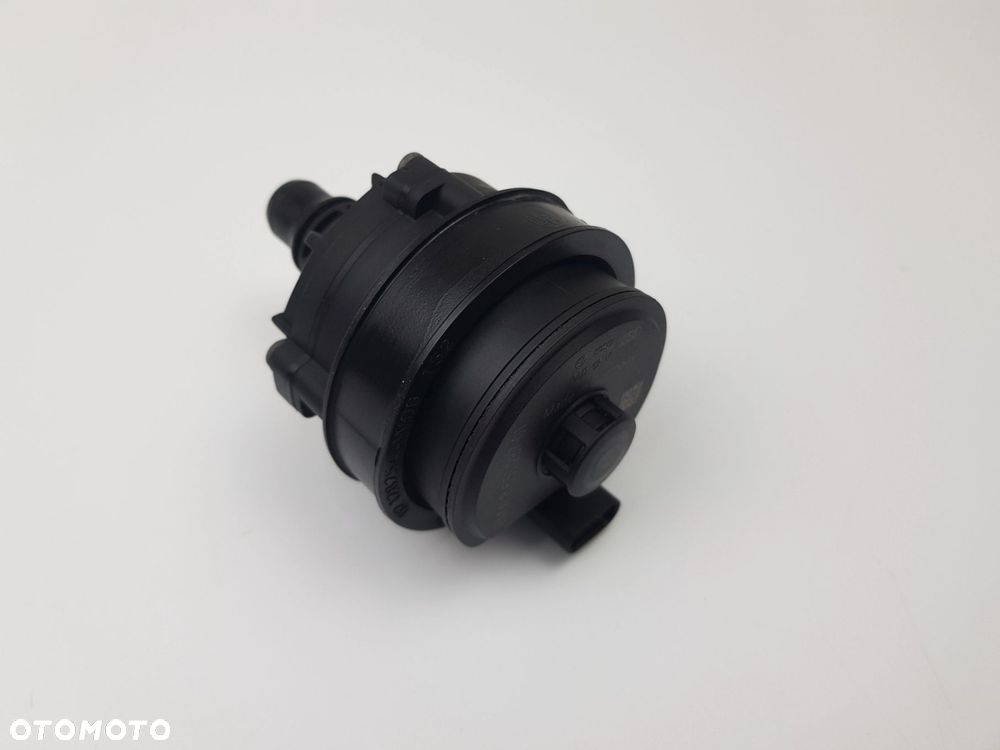 Dodatkowa Pompa Pompka wody BMW G20 G30 X3 G01 8651287 - 2