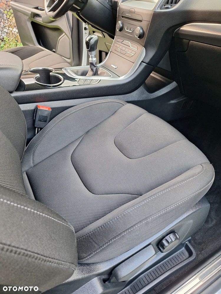 Ford S-Max - 20