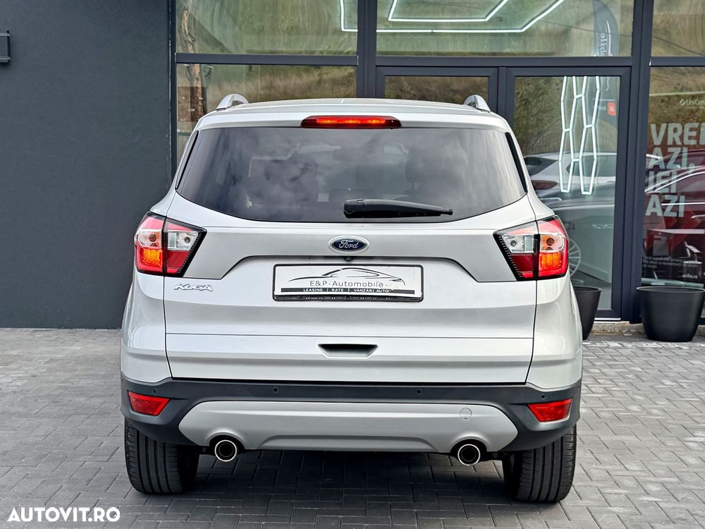 Ford Kuga - 14