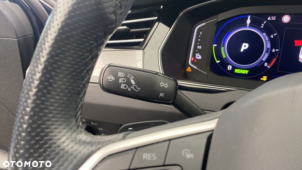 Volkswagen Passat 1.4 TSI Plug-In Hybrid GTE DSG - 24