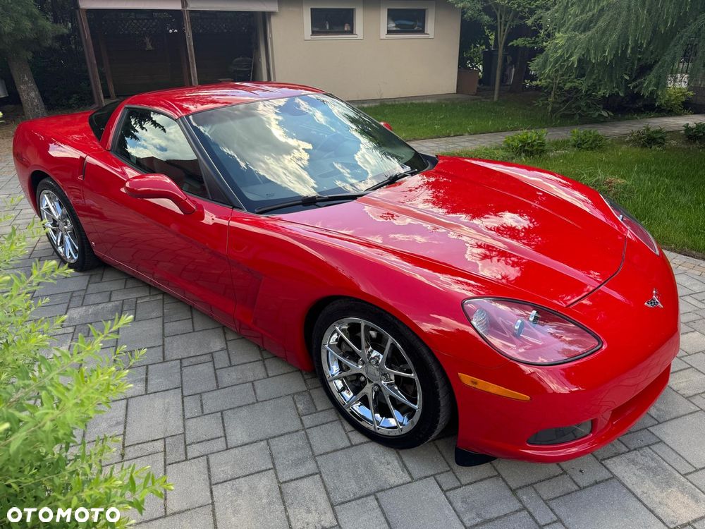 Chevrolet Corvette - 12