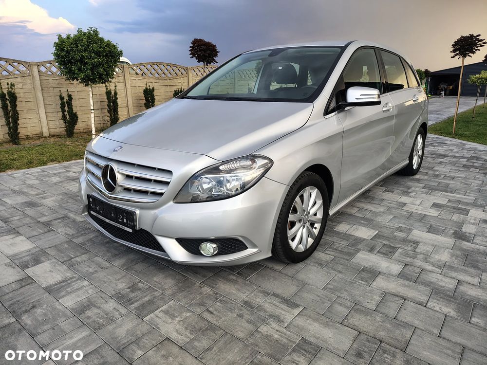 Mercedes-Benz Klasa B 180 BlueEFFICIENCY Edition Style - 3