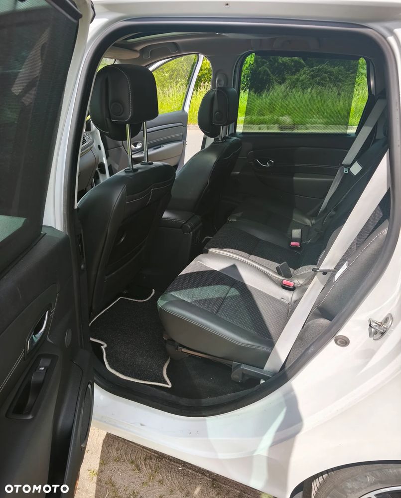 Renault Grand Scenic Energy dCi 130 S&S Bose Edition - 10
