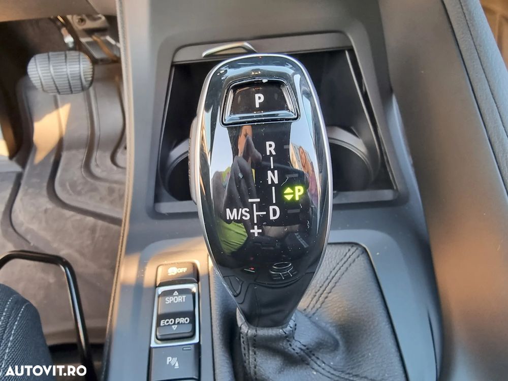BMW X1 xDrive20d AT - 36
