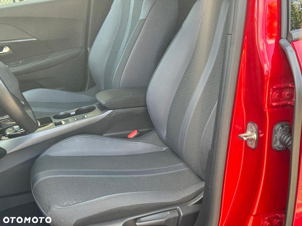 Peugeot 2008 1.2 PureTech Allure Pack S&S EAT8 - 15