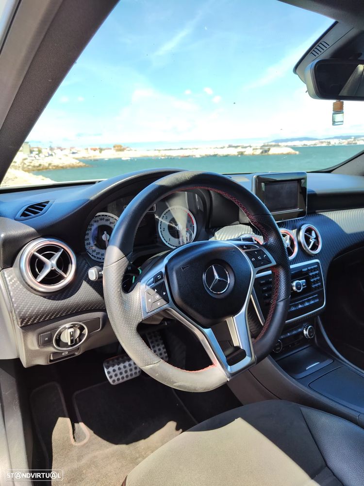 Mercedes-Benz A 220 CDI 7G-DCT AMG Line - 12