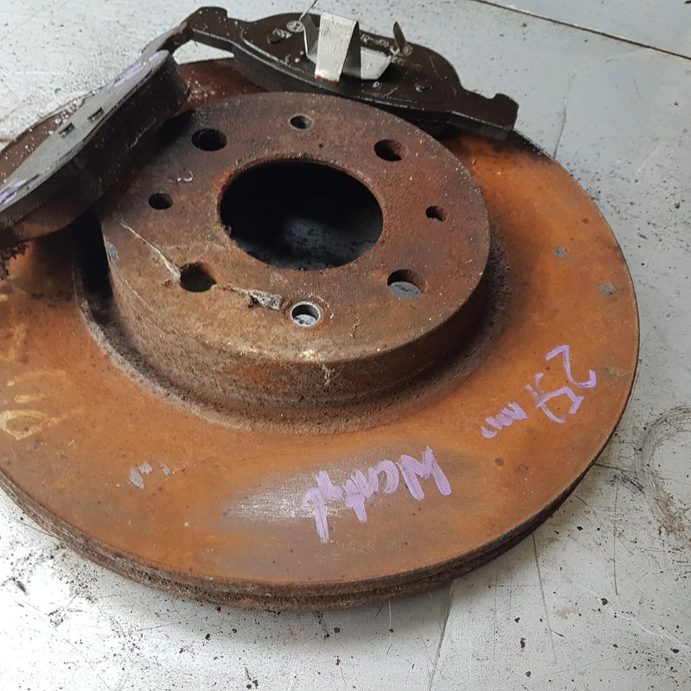 zacisk zaciski jarzmo 126 seicento cc sporting panda polonez pod tarcze duże wentylowane zwykłe 257mm 240mm - 17