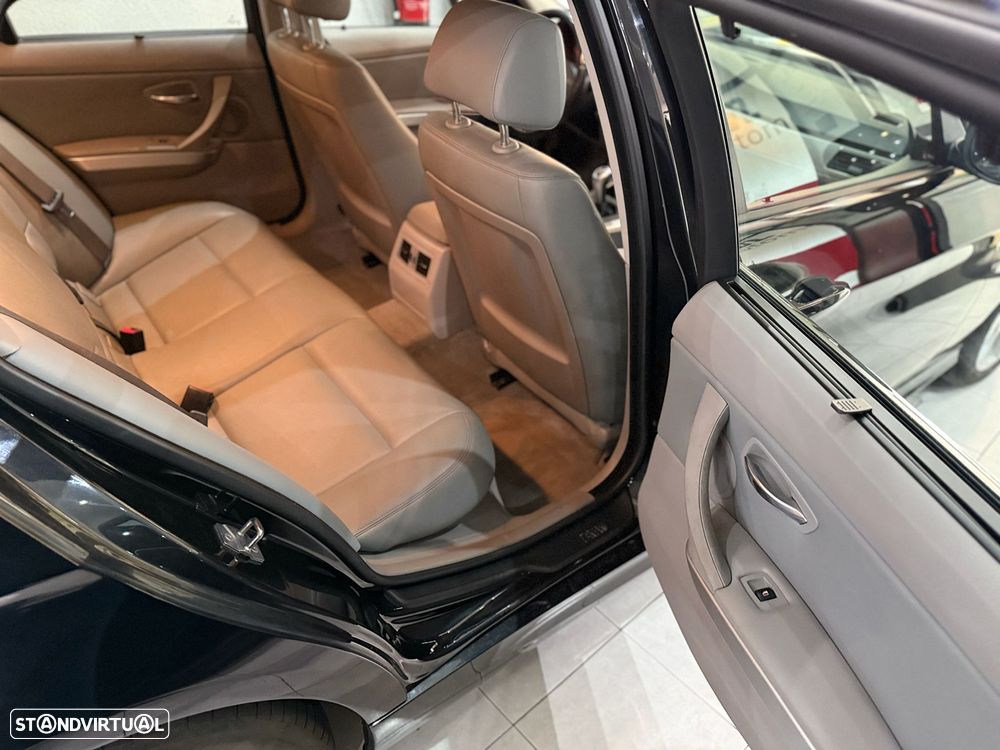 BMW 320 d Navigation - 21
