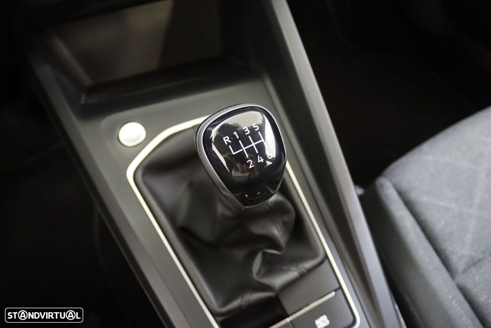 VW Golf 2.0 TDI Life - 35