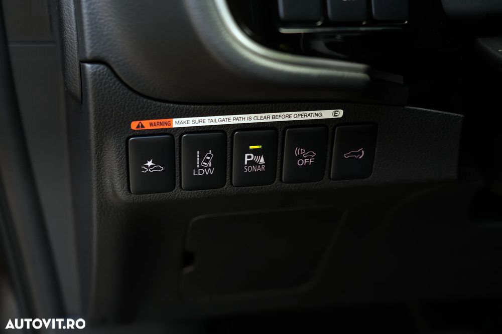 Mitsubishi Outlander 2.0 4WD Plus - 11