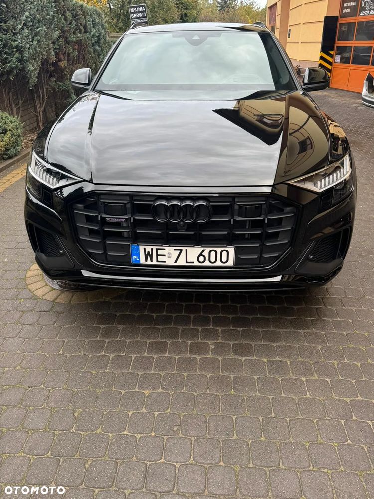Audi Q8 - 2