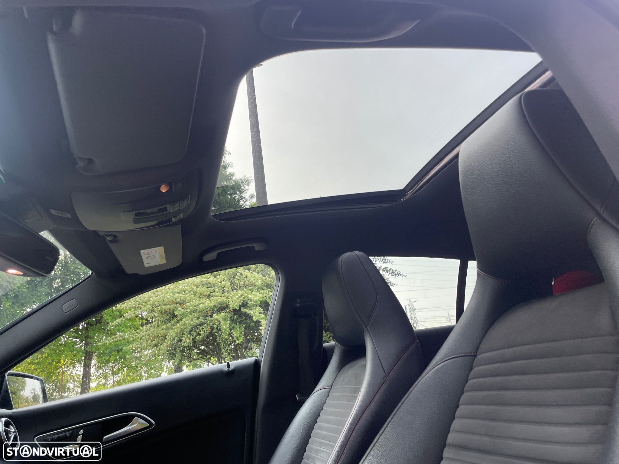 Mercedes-Benz CLA 180 d Shooting Brake AMG Line Aut. - 27
