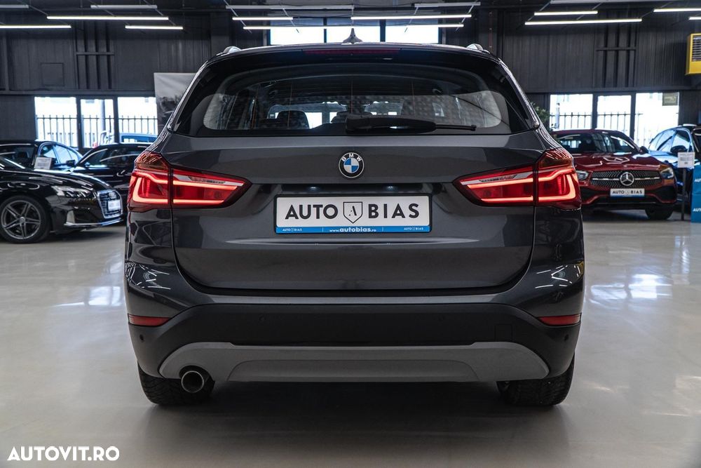 BMW X1 xDrive18d Aut. Sport Line - 26