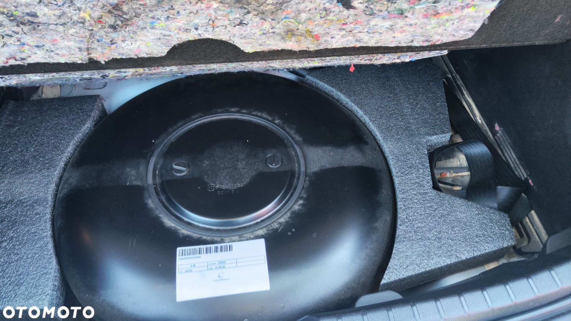 Toyota Yaris - 8