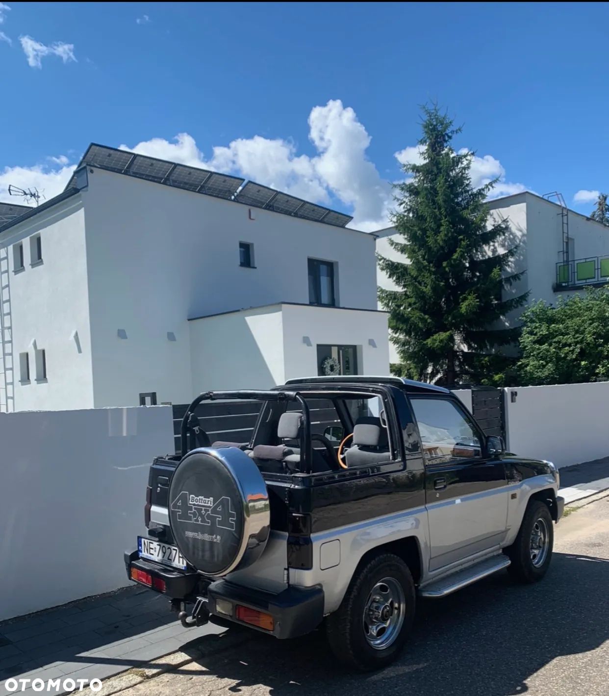 Daihatsu Feroza - 1