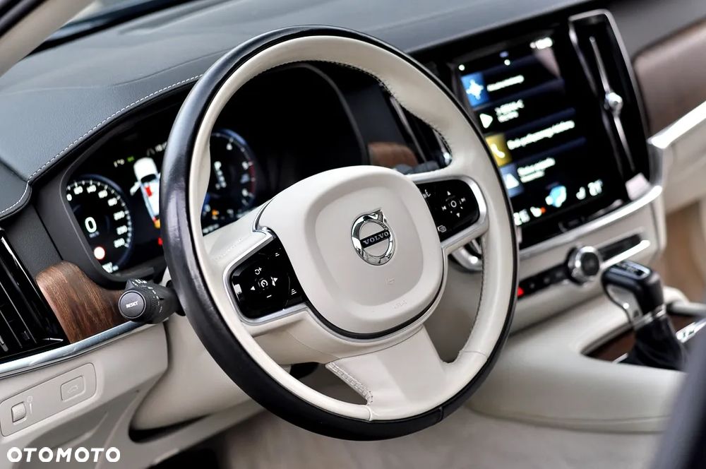 Volvo V90 D4 Geartronic Inscription - 17