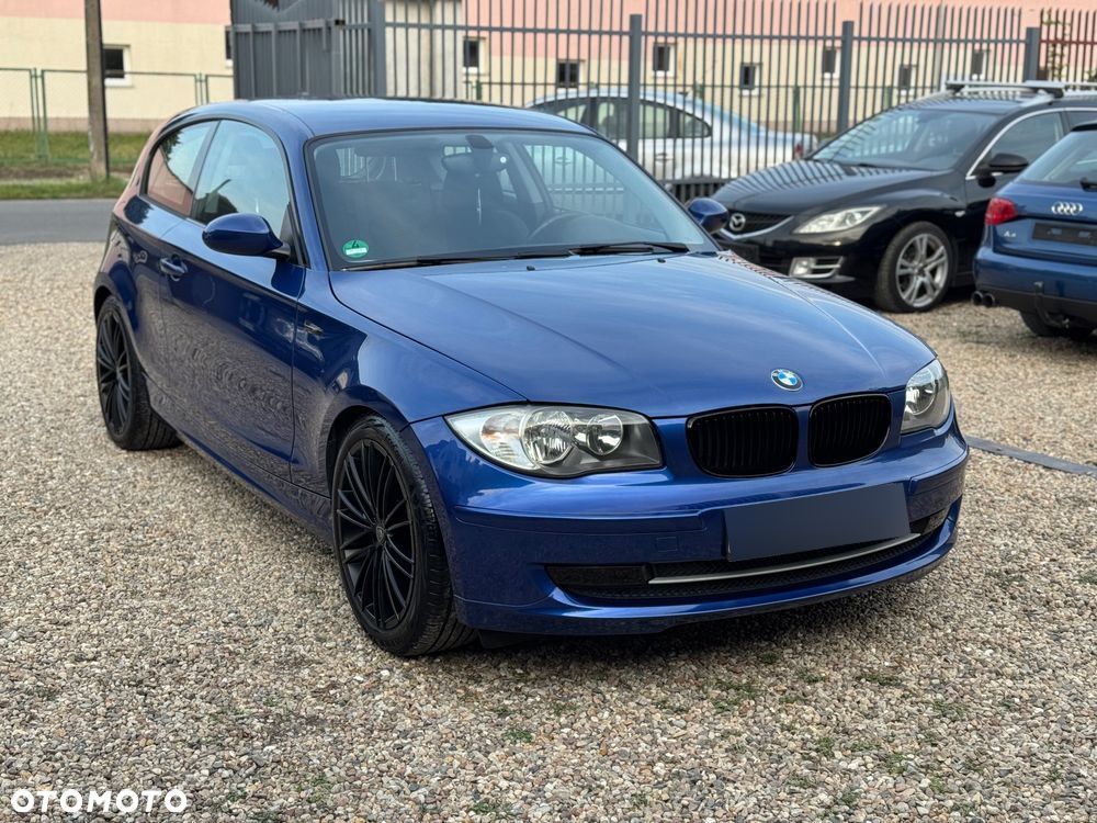 BMW Seria 1 118d DPF - 1