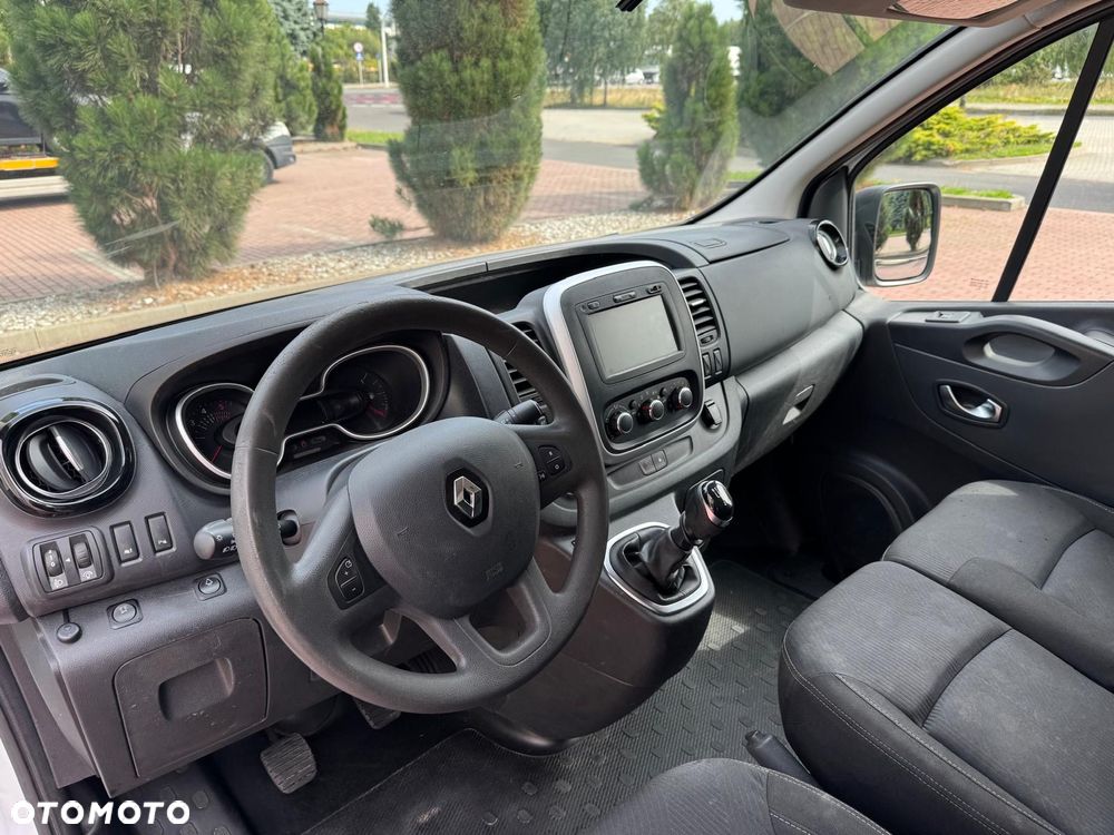 Renault Trafic - 13