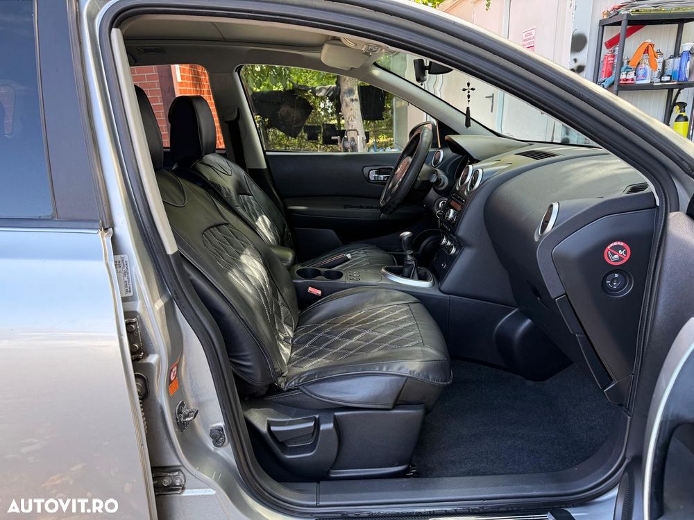 Nissan Qashqai+2 - 14