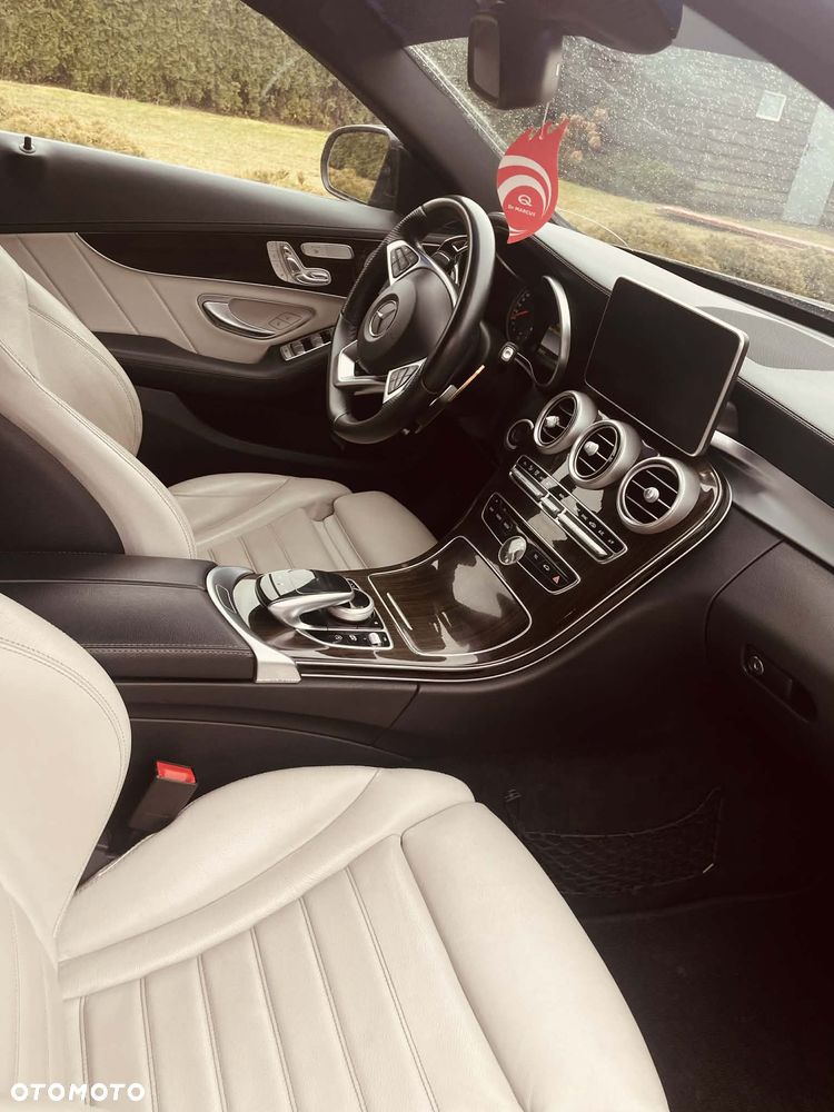 Mercedes-Benz Klasa C AMG 43 4Matic 9G-TRONIC - 7