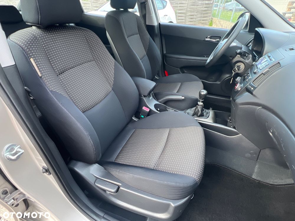 Hyundai i30 1.4 Edition Plus - 21