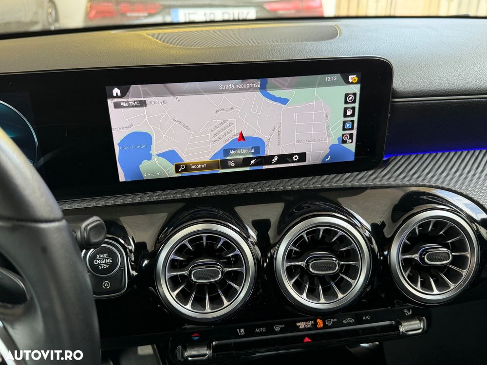 Mercedes-Benz A 180 Sedan 7G-DCT - 33