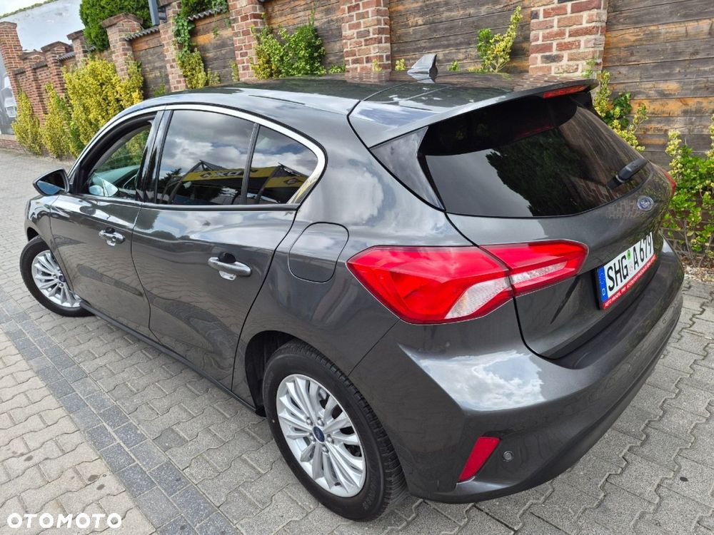 Ford Focus - 4