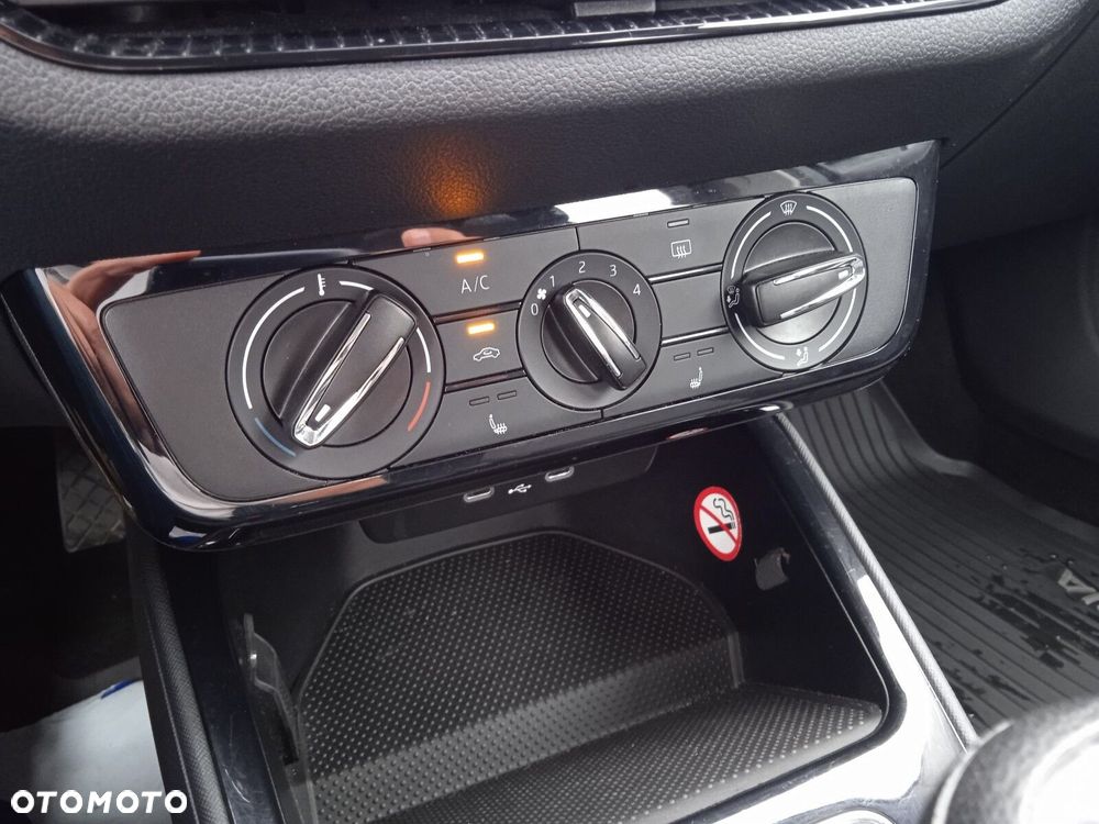 Skoda Fabia 1.0 TSI Selection - 21