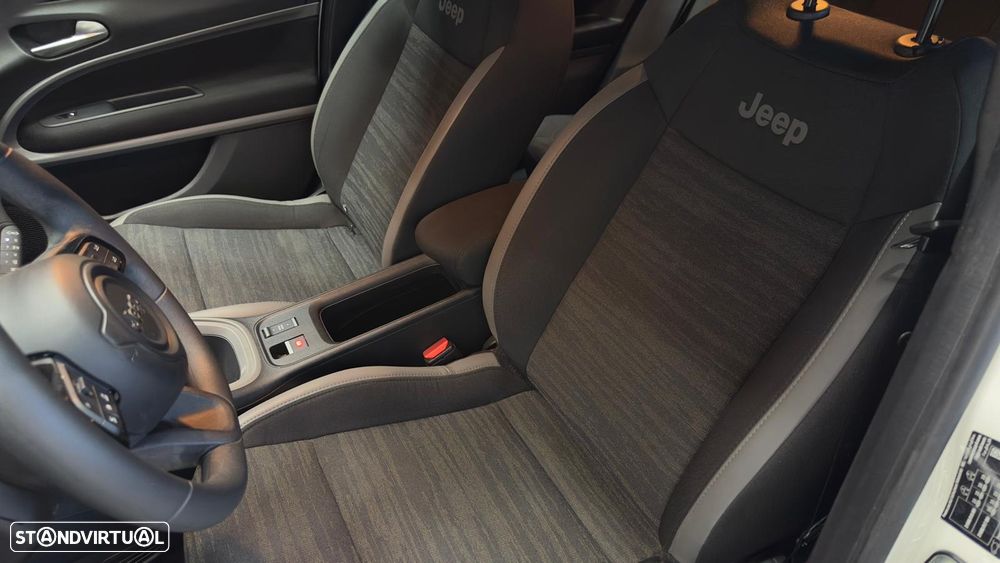 Jeep Avenger Altitude - 12