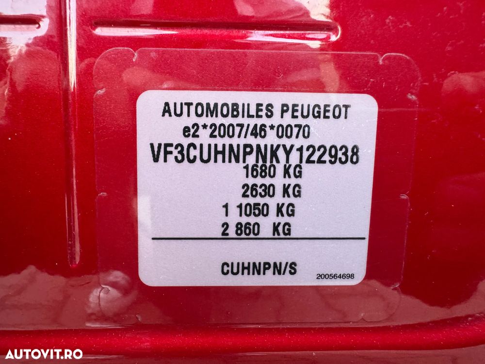 Peugeot 2008 PureTech 110 Stop&Start EAT6 Allure - 39