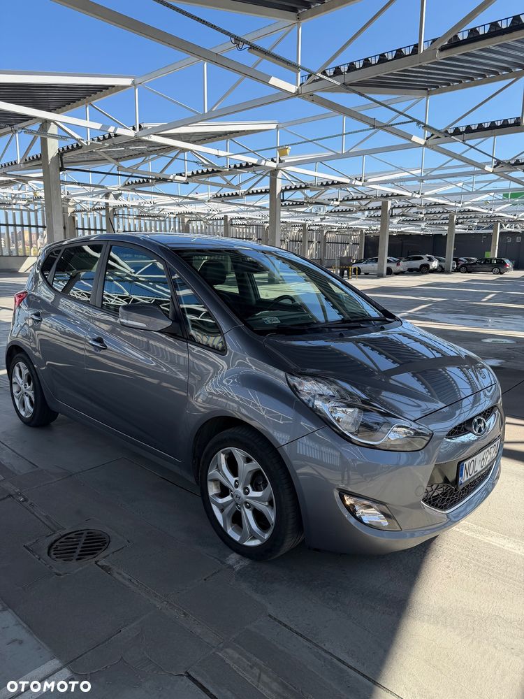 Hyundai ix20 1.4 Premium - 1