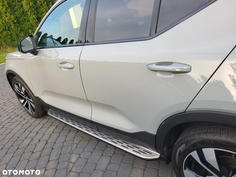Volvo XC 40 B5 AWD Ultimate Dark - 9