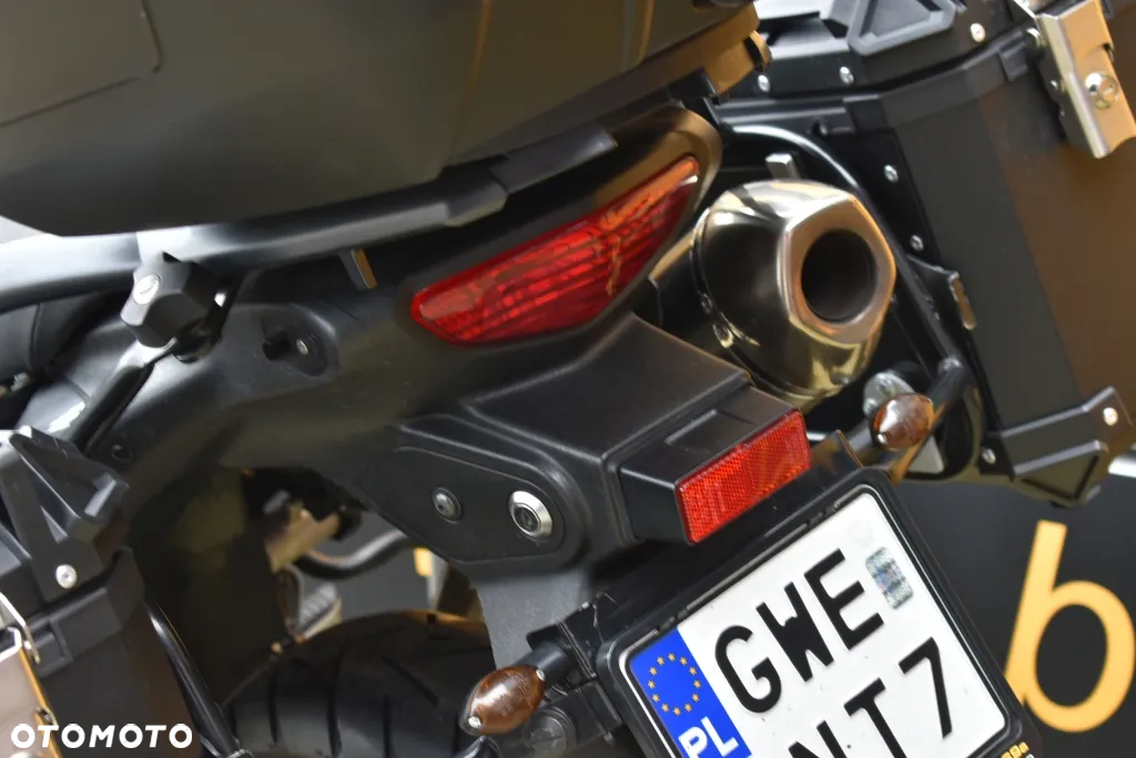 Suzuki V-STROM - 15