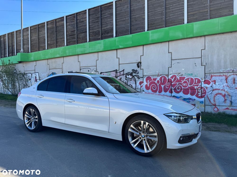 BMW Seria 3 330e iPerformance Luxury Line - 2