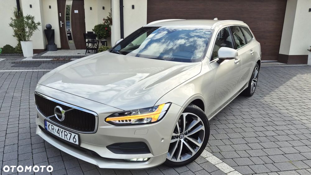 Volvo V90 D4 AWD Momentum - 1