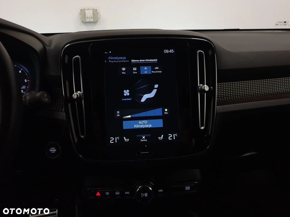 Volvo XC 40 D4 AWD R-Design - 22